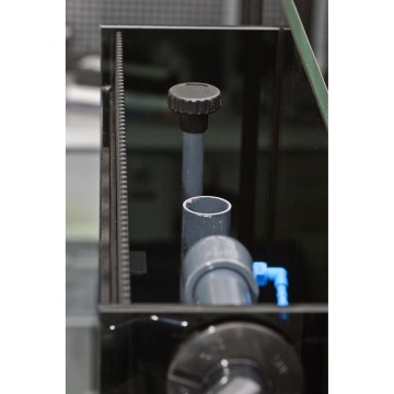 AquaMedic Armatus 500 XD blanc complet avec système de filtration + 183€ en bon d'achats coraux,poissons.