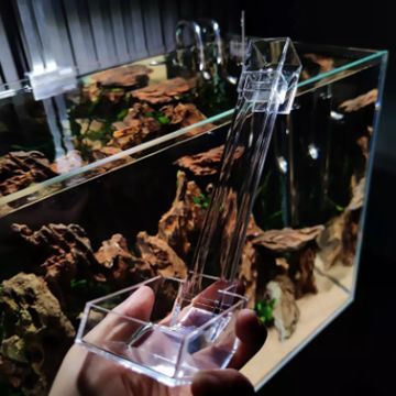 Aqua Noa acrylic feeder 21cm